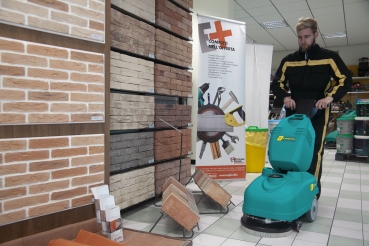handgeführte Scheuersaugmaschine Eureka E36 LI-ION